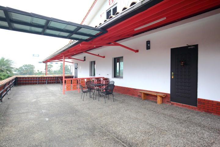 The Tiles Garden Yilan B&B Dongshan  Buitenkant foto